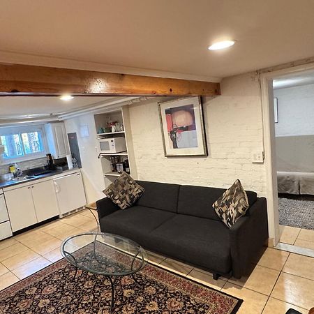 First Floor One Bedroom Apartment With Full Kitchen & Bath วอชิงตัน ภายนอก รูปภาพ